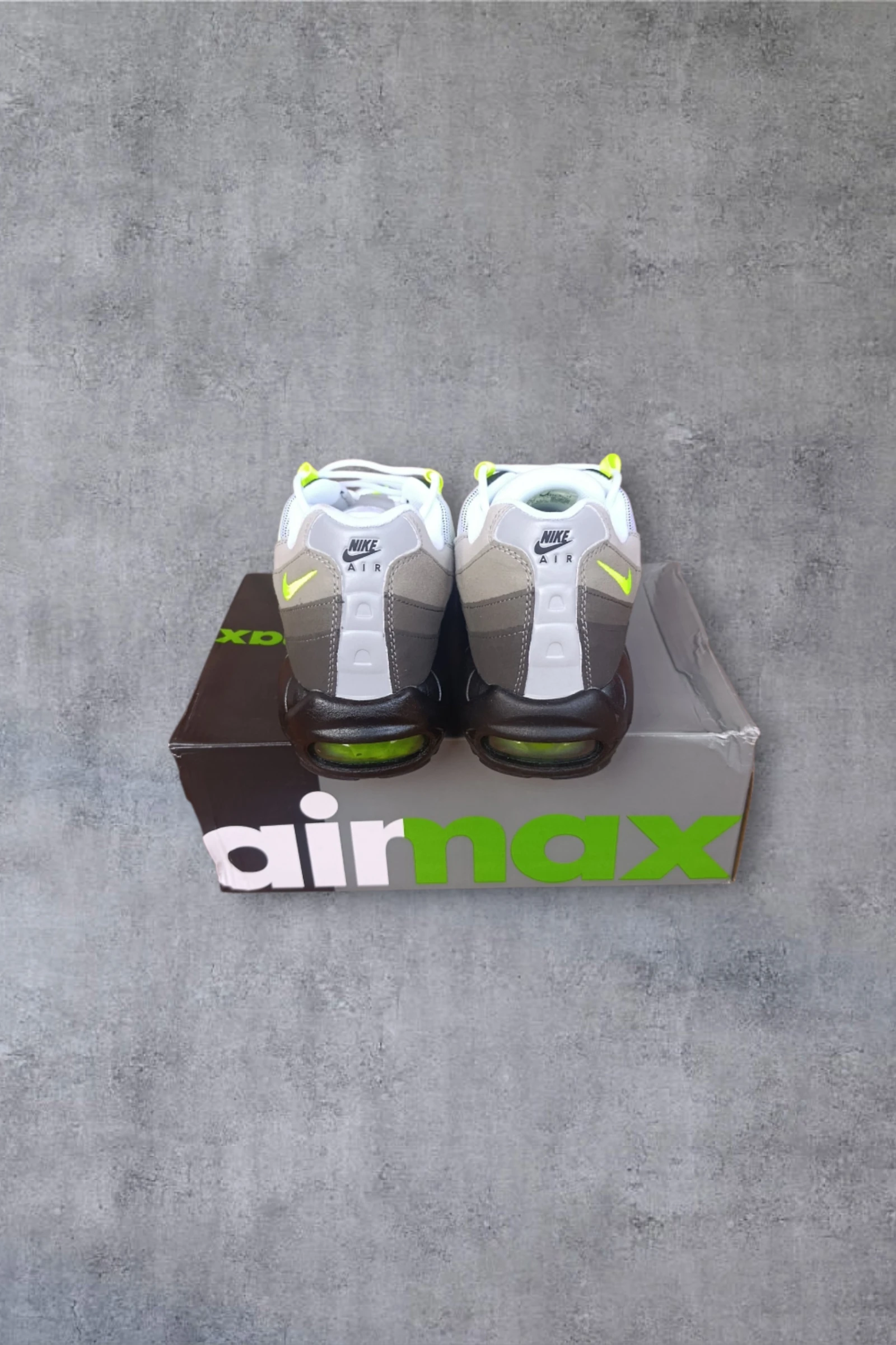 | Tênis Nike Air Max 95 | Amarelo Neón, Cinza e Verde | Novo com Caixa | Tamanho 43 | – photo 4